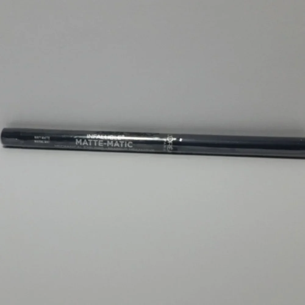 L'oreal Matte Matic Eyeliner Navy Blue Sealed